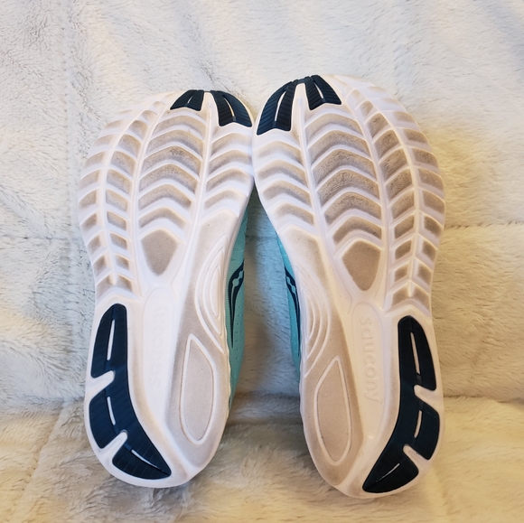 Saucony Kinvara 11 EUC Running Shoe 6.5 - Picture 7 of 11